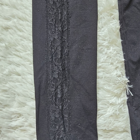 Lane Bryant black leggings with lace on both sides - Picture 4 of 10